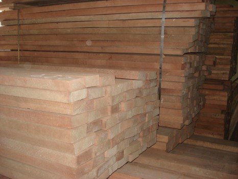 Правила укладання деревяної підлоги і тонкощі вибору підходящих матеріалів Правила укладання деревяної підлоги і тонкощі вибору підходящих матеріалів