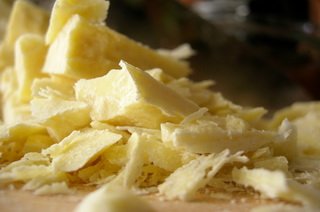 Як лікувати розтяжки на шкірі домашніми засобами