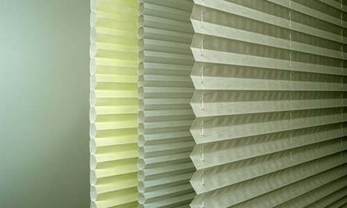 Як своїми руками виготовити жалюзі з шпалер? Як своїми руками виготовити жалюзі з шпалер?