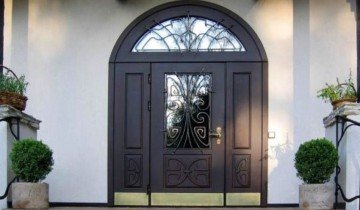 Двостулкові вхідні двері тамбурні