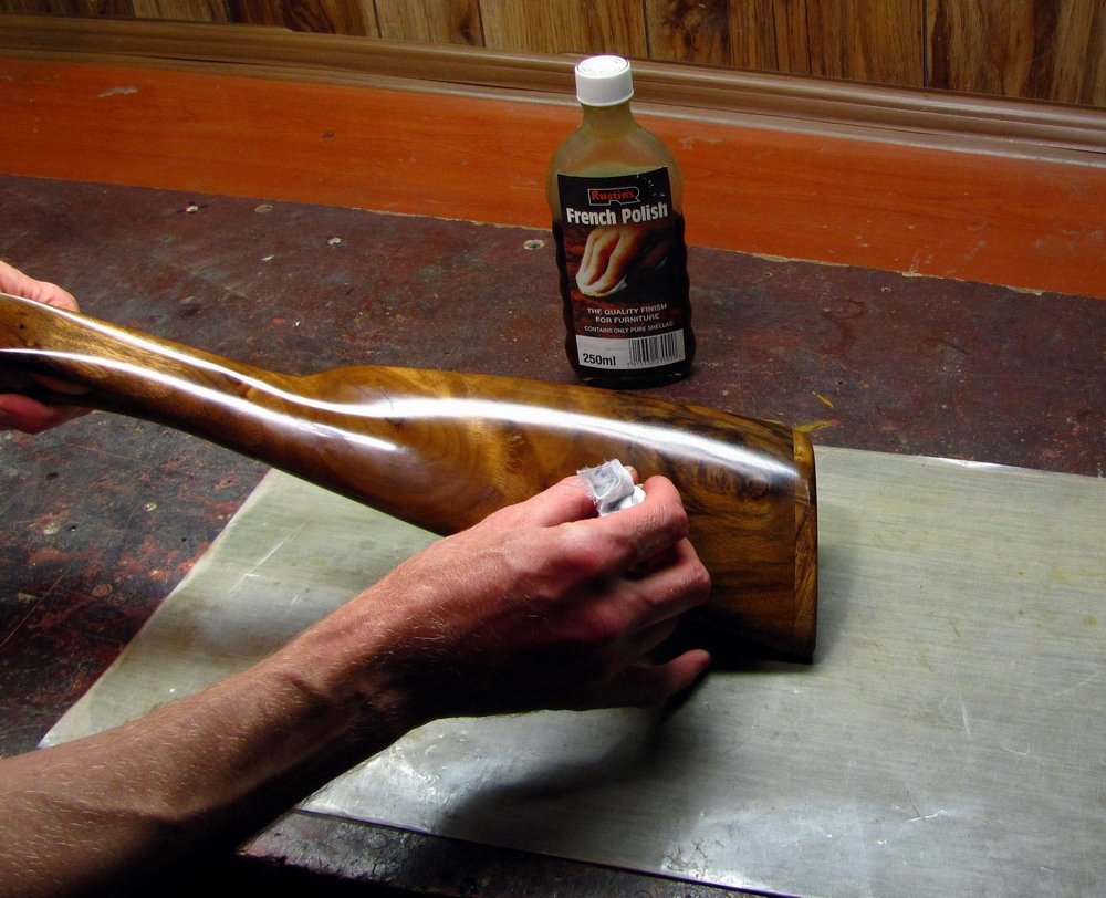 Як відполірувати стару меблі своїми руками