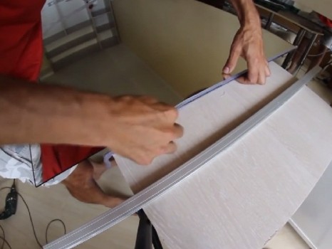 Самостійна збірка дверей шафи купе