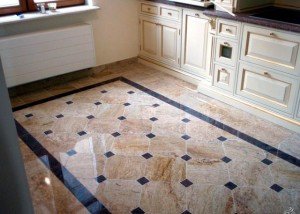 Плитка на підлогу на кухню – як укласти якісно і правильно