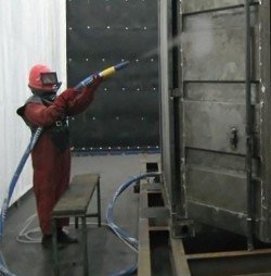 Вхідні сталеві двері з патиною