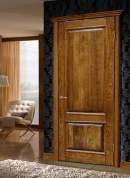 Дубові двері в інтерєрі