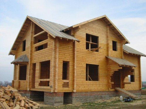 Садові будинки з бруса: технологія будівництва