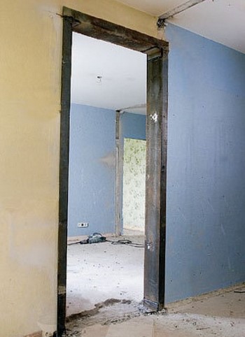 Дверні прорізи для міжкімнатних дверей та їх нюанси