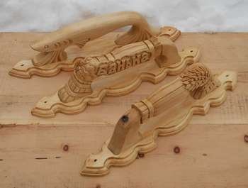 Деревяні ручки для дверей