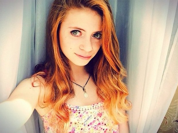 Учасниця шоу «Танці» на ТНТ Юлія Рогозинская в Instagram