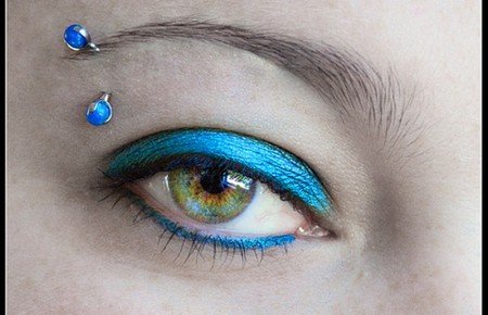 Пірсинг брови: фото, види, догляд, наслідки