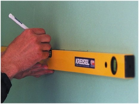 Етапи укладання керамічної плитки на стіну Етапи укладання керамічної плитки на стіну