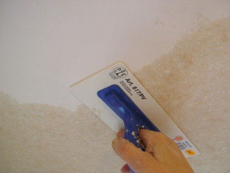 Види матеріалів для обробки стелі