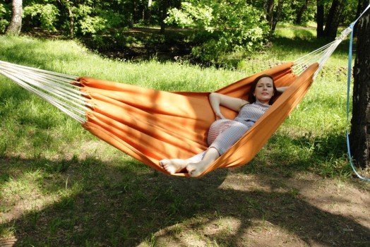 Кілька способів створення гамака в саду власними руками Кілька способів створення гамака в саду власними руками