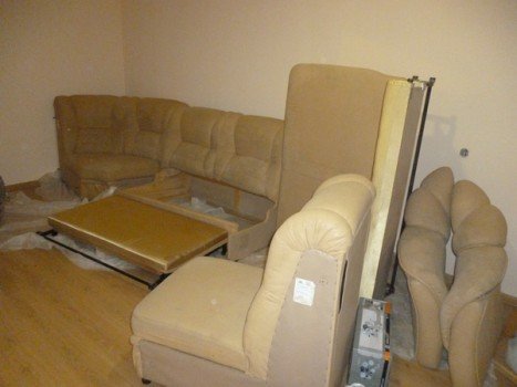 Як зробити кутовий диван своїми руками?