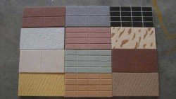 Декоративні накладки на двері: комбінація естетики і функціоналу