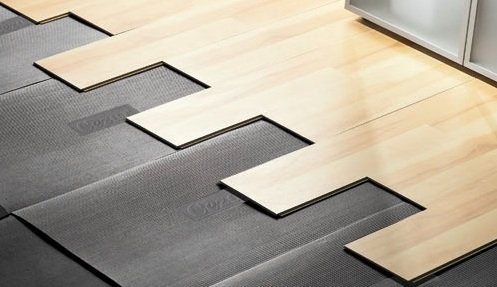 Причини скрипу підлогового ламінату Причини скрипу підлогового ламінату