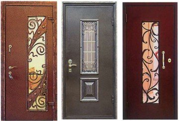 Вуличні і ковані двері зі склом