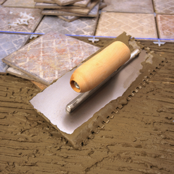 Як клеїти плитку під час ремонту