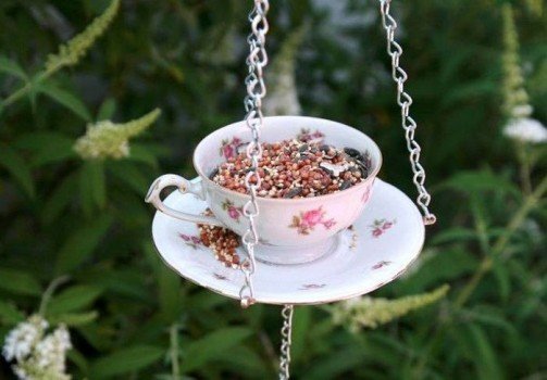 Оригінальні годівниці для птахів своїми руками Оригінальні годівниці для птахів своїми руками