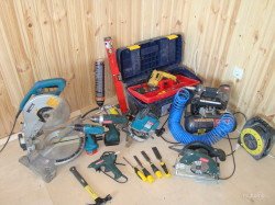 Інструмент для установки міжкімнатних дверей: як вибрати