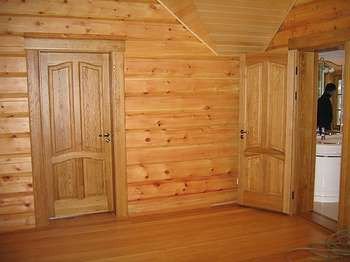 Фільончасті двері з масиву сосни