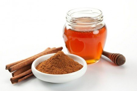 Маска з кави і меду для обличчя та волосся: рецепти зі скрабом