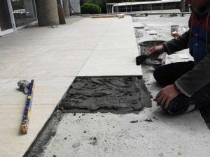 Плитка під дерево – унікальне підлогове покриття