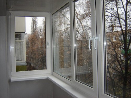 Тепле скління балкона