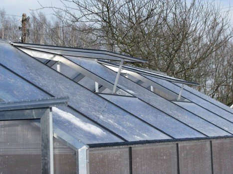 Самостійної будівництво теплиці з дерева