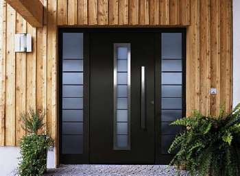 Зовнішні металеві утеплені двері
