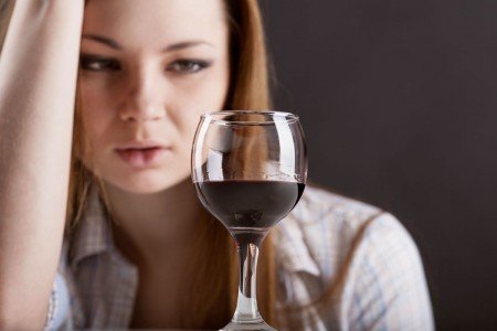 Лікування алкоголізму медом і яка сумісність при вживанні