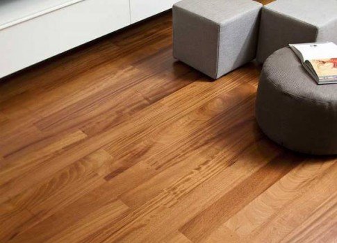 Як оновити деревяна підлога своїми силами?