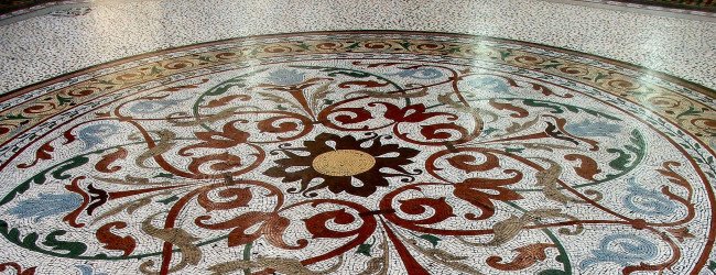Мозаїчні підлоги – з чого можна зібрати ексклюзивне покриття?