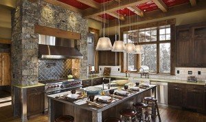Кухні в деревяних будинках: варіанти дизайну. Еко стиль, сільський стиль і «мисливський будинок»