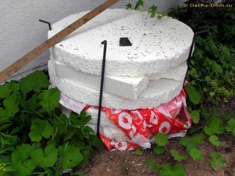 Як самостійно утеплити колодязь перед зимою? Як самостійно утеплити колодязь перед зимою?