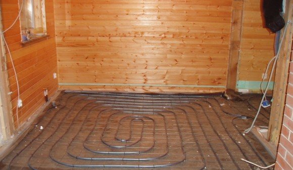 Як самостійно зробити в лазні підлогу?