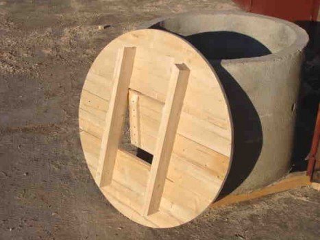 Робимо кришку для колодязя самостійно Робимо кришку для колодязя самостійно