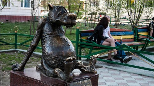 Сонник приснився памятник уві сні до чого сниться памятник
