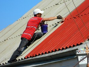 Гумова фарба по дереву: характеристики, особливості вибору