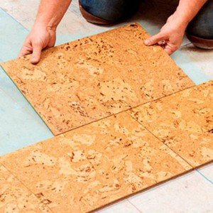 Пробкова дошка – плюси і мінуси підлогового покриття
