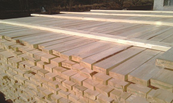 Правила укладання деревяної підлоги і тонкощі вибору підходящих матеріалів Правила укладання деревяної підлоги і тонкощі вибору підходящих матеріалів