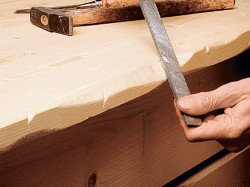 Стара двері з масиву: реставрація своїми руками