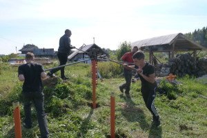 Будинок з бруса на палях: заливка бетонних стовпів, встановлення паль шурупів і металевих опор