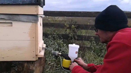 Димова гармата варомор для обробки бджіл: інструкція і розчини