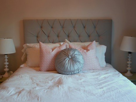 Два варіанти самостійного створення мякого ліжка