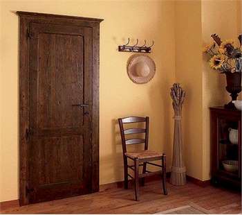 Потрібна друга вхідні двері?