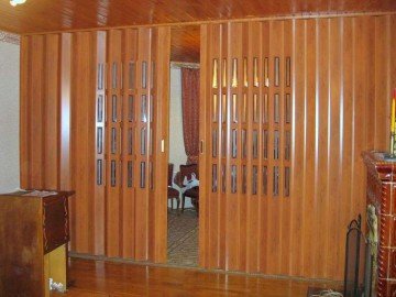 Як встановити і зробити двері гармошку своїми руками?