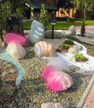 Рекомендації як прикрасити садовий ділянка своїми руками (фото і відео поради)