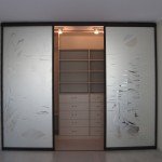 Двері купе в гардеробну : вибераем кращі дзеркальні варіанти