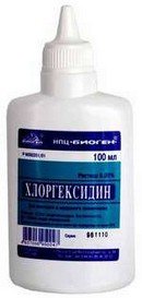 Полоскання горла при ангіні